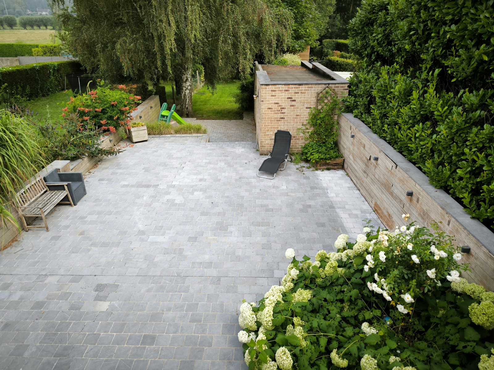 Foto van de achtertuin